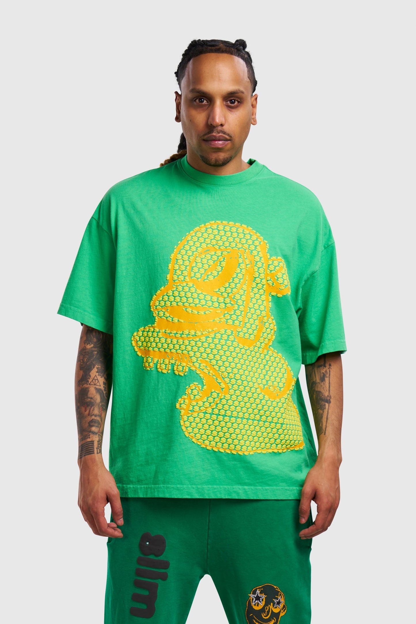 UGLY FRIEND TEE