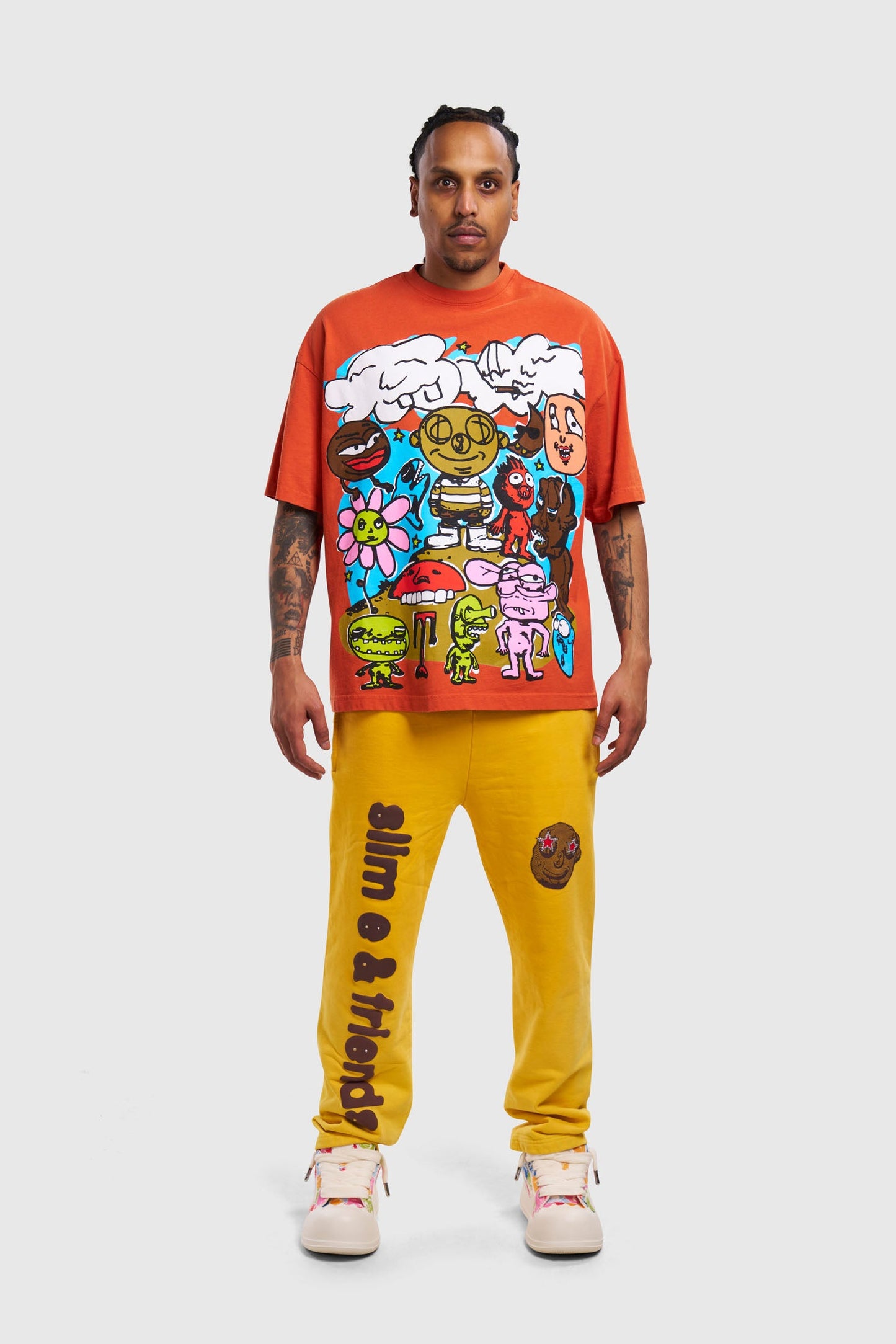 FRIENDS TEE