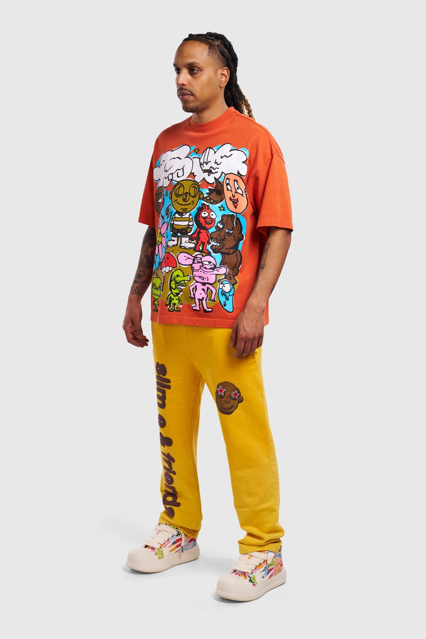 FRIENDS TEE